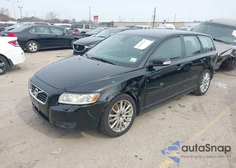 2010 Volvo V50 2.4I из США, поврежденный, VIN YV1390MW2A2562144